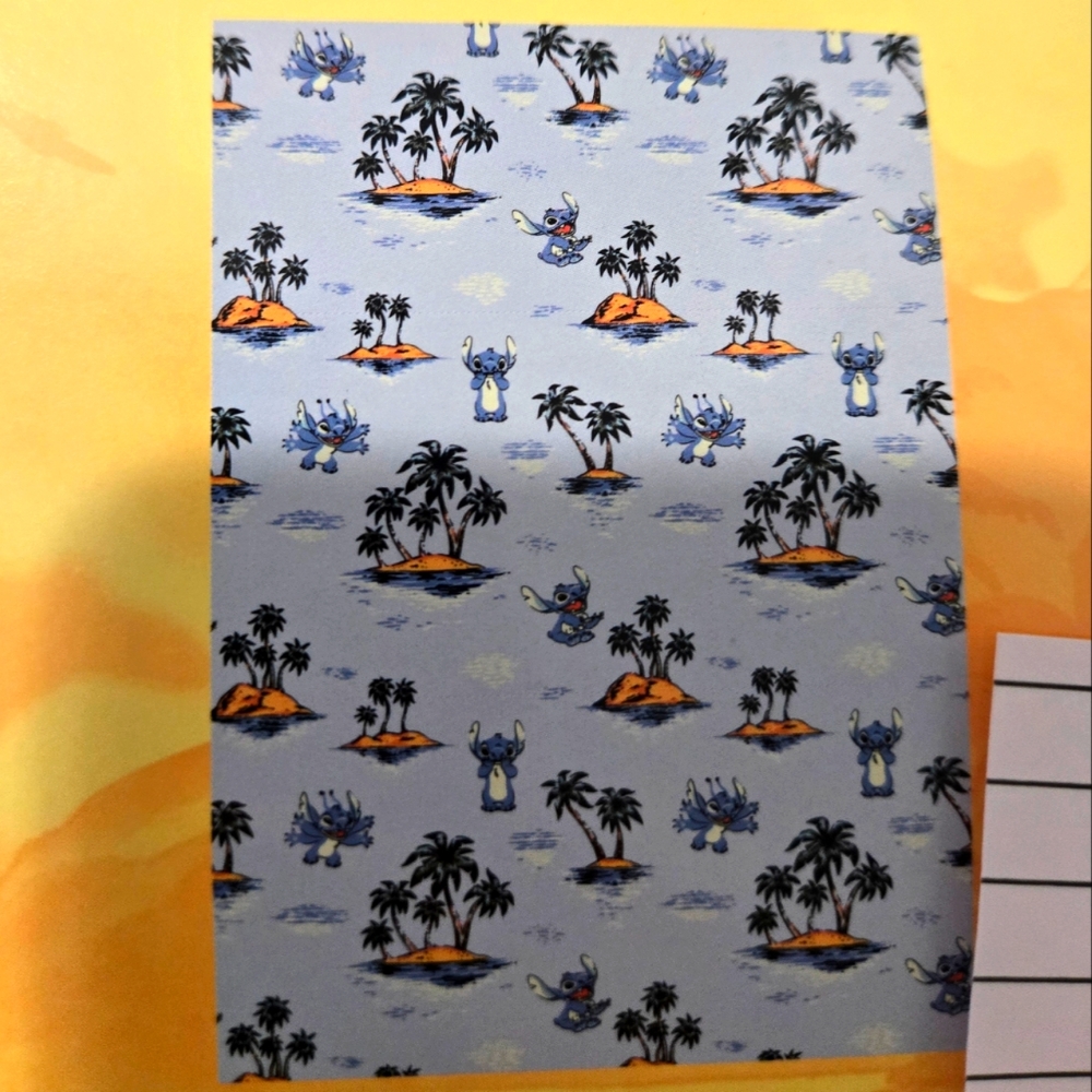 NWT Disney Stitch with Palm Tree Design Throw Blanket, Hawaii - Picture 2 of 6